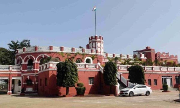 स्वतंत्रता दिवस : कुलपति ममता चंद्राकर के हाथों होगा ध्वजारोहण, 14 की शाम 'गगन दमामा बाज्यो' की प्रस्तुति  इंदिरा कला संगीत विश्वविद्यालय खैरागढ़ में धूमधाम से मनायी जाएगी स्वतंत्रता की 76वीं वर्षगांठ 