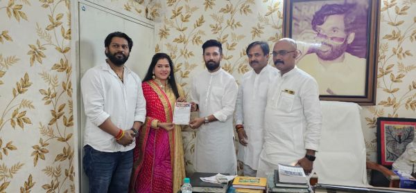 भोजपुरी फिल्मों का सुपरस्टार, बिहार की बहू सीमा ने थामा चिराग पार्टी का हाथ